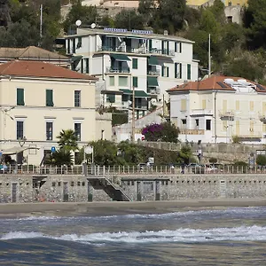 Augustus Aparthotel Laigueglia